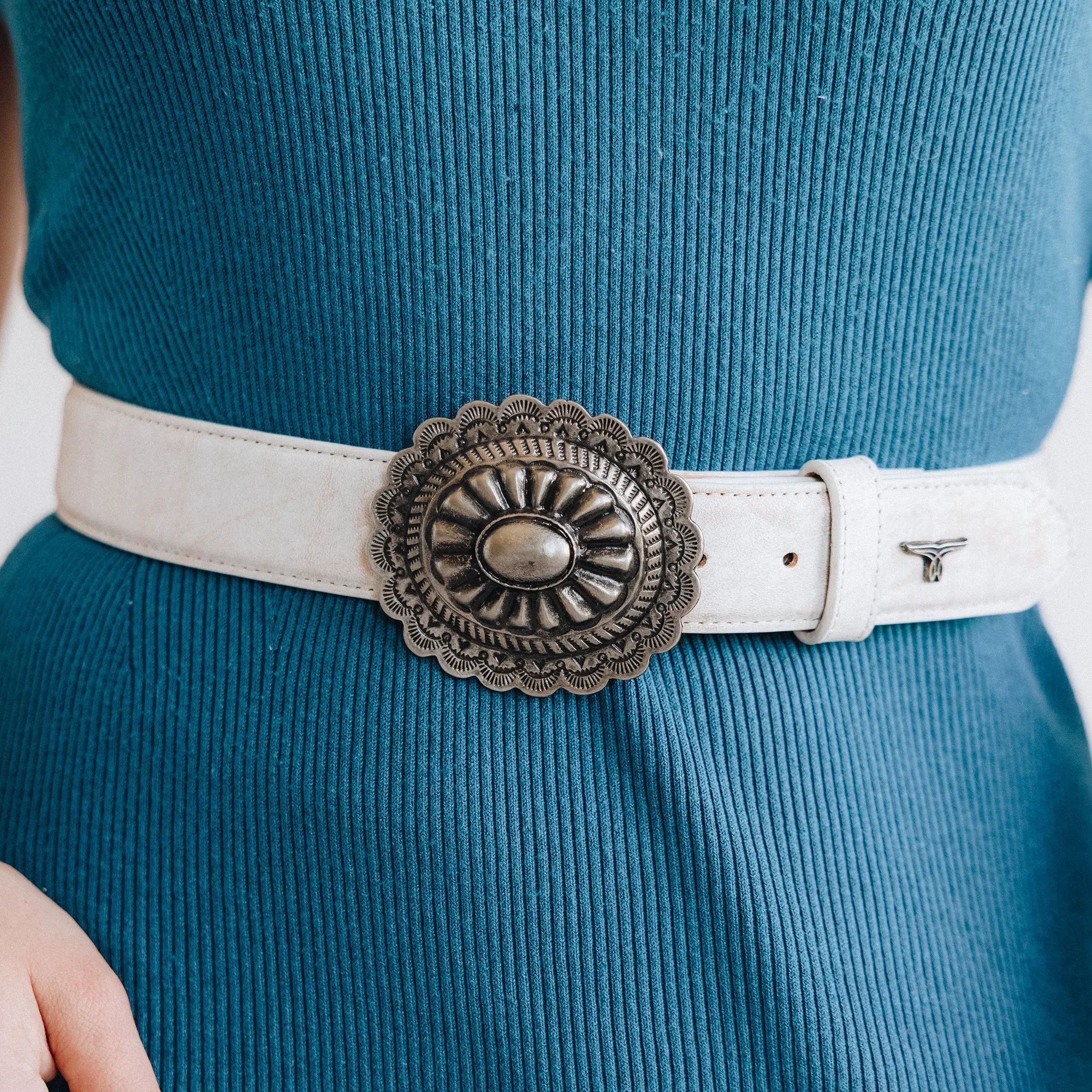 1.5 Woven Braided Belt with Round Buckle - Ceramic Crackle - Image 6