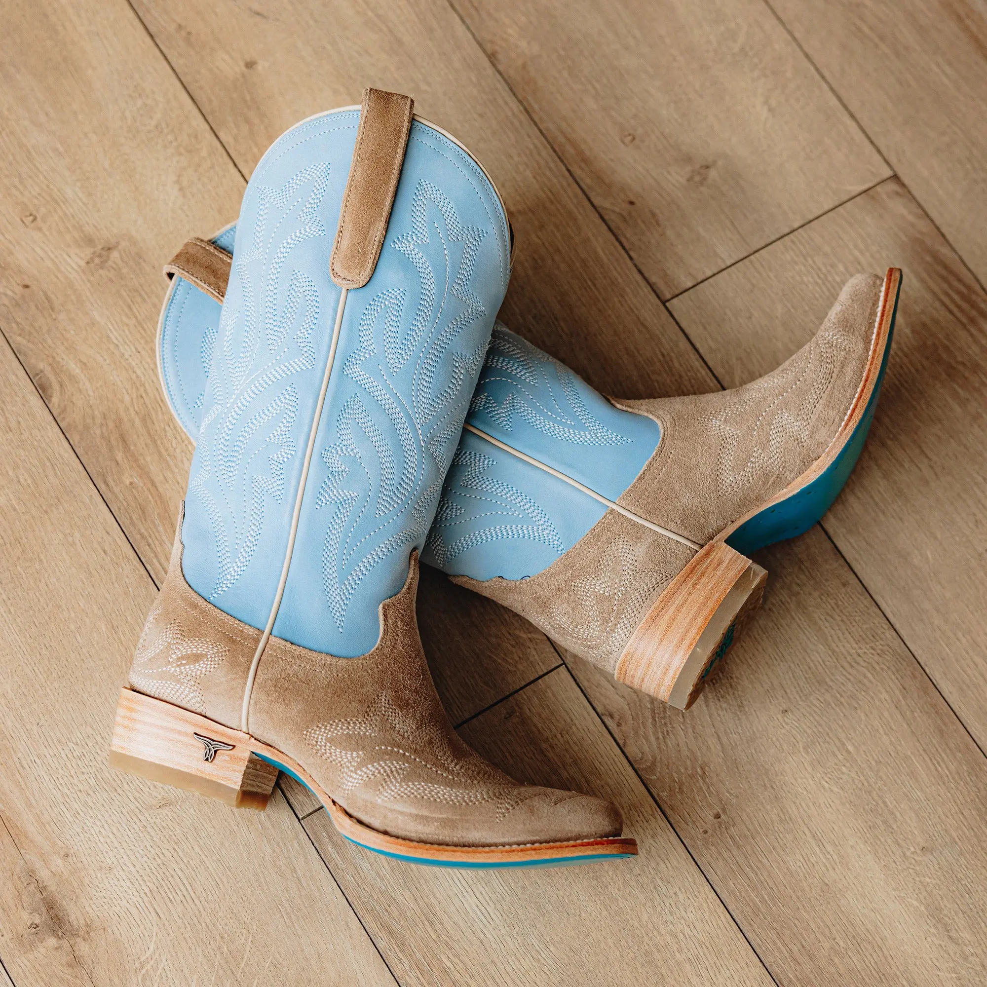 Saratoga Square Boot - Latte Suede and Powder Blue - Image 13