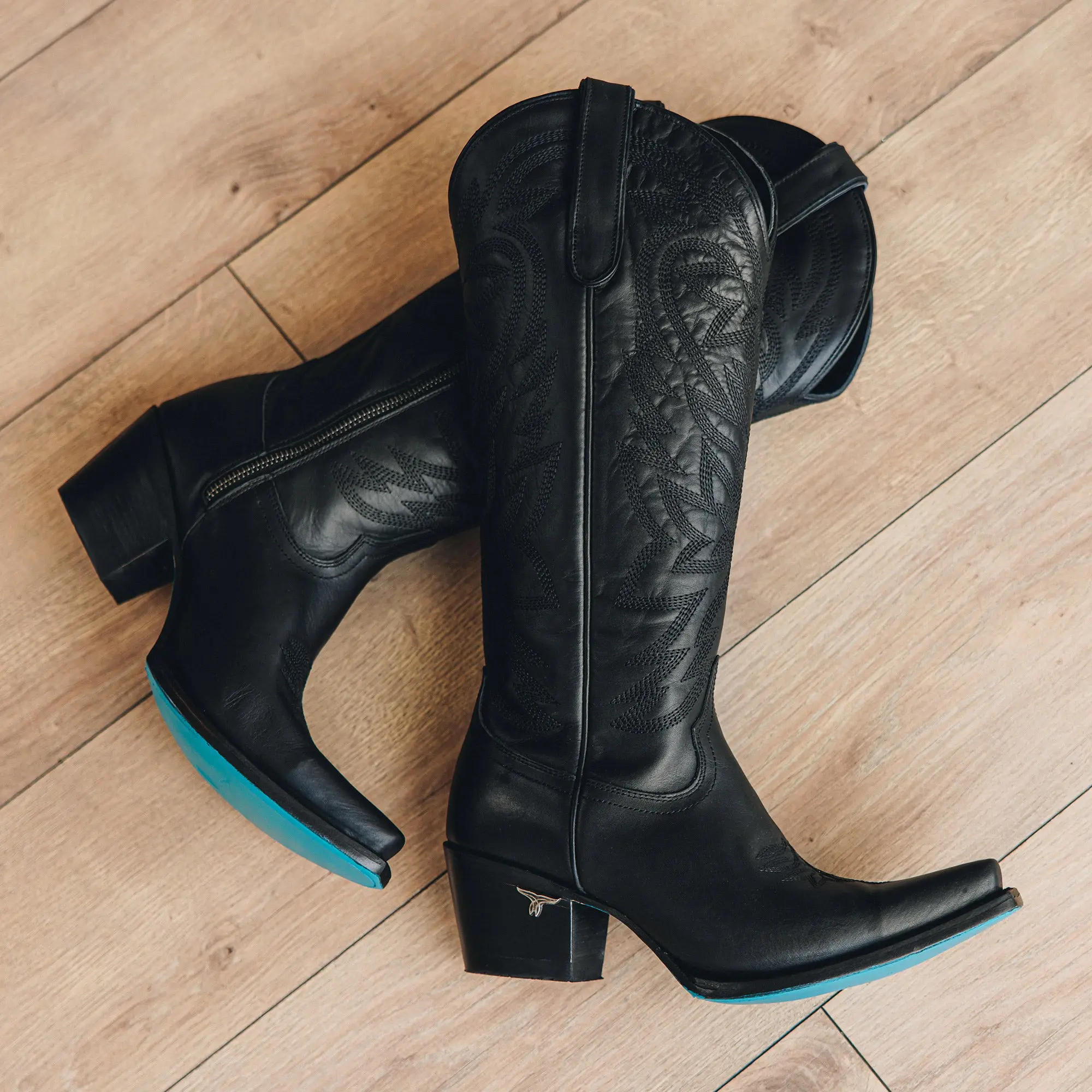 Smokeshow Boot - Jet Black - Image 13